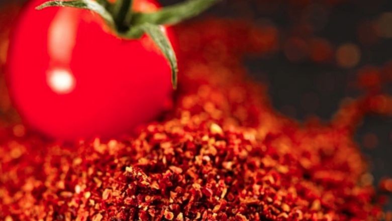 Domates Kabuklarından Baharat Yapın !