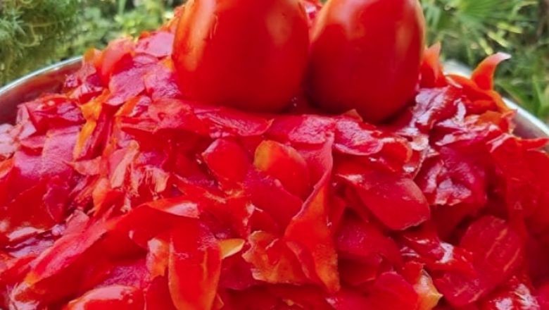 Domates Kabuklarından Baharat Yapın !
