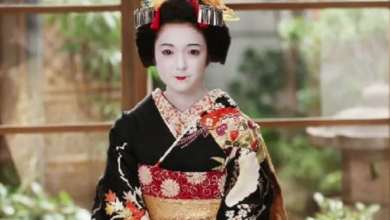 Kimono Nedir ve Ne Anlama Gelir ?