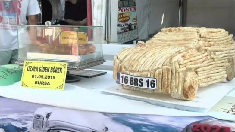 Peynirli Togg Vatandaşların Dikkatini Çekti