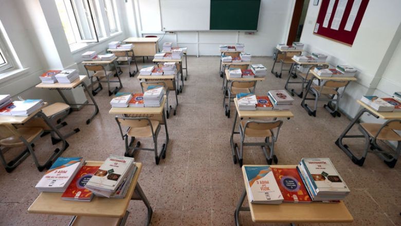 Ücretsiz Ders Kitapları Sıralarda Yerini Aldı