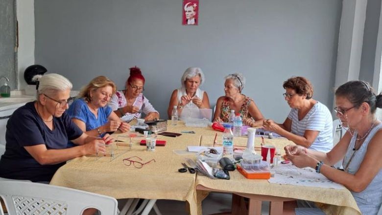 Cam Boyamak ve Örgü Yapmak Artık Çok Kolay
