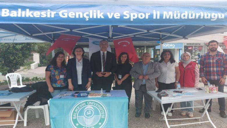  BAÜN’lülere: “Üniversitene Hoş Geldin” Standı