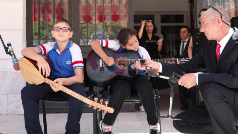 Burhaniye'de İlköğretim Haftası Kutlandı