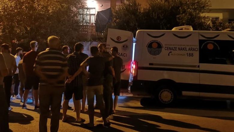 İşten Döndü Eşini Kanlar İçinde Buldu!