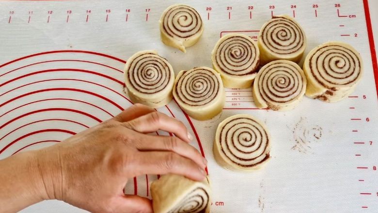 Ev Yapımı Tarçınlı Rulo (Cinnamon Roll)