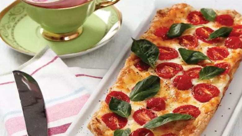 Domatesli Pestolu Milföy Tart
