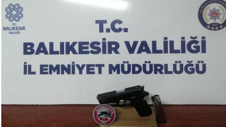 Onlarca Fişek ve Kartuş Ele Geçirildi