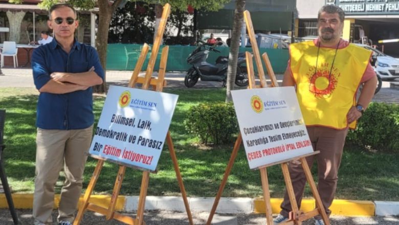 Eğitim-Sen'den Eğitimde Laiklik için İmza Standı