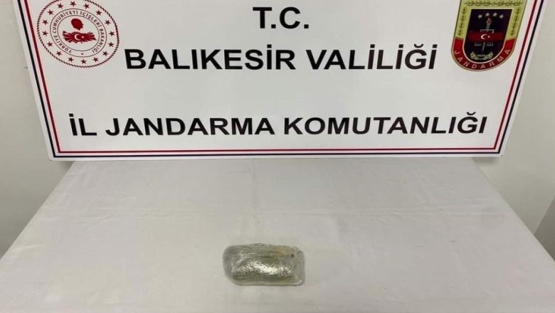 Erdek'te 732 Gram Esrar Ele Geçirildi