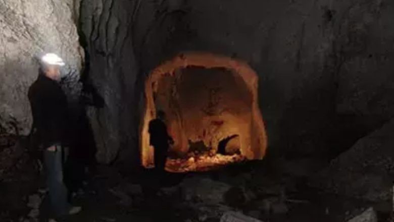 Bu Mağaralara Giren Çıkamıyor!