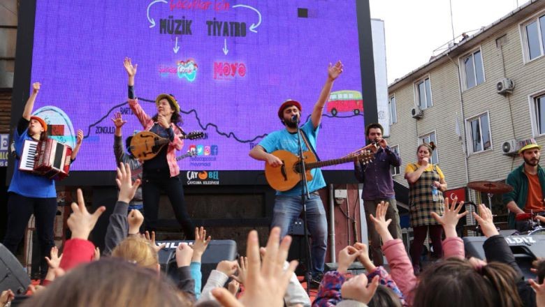Ayvalık Çocuk Konserine Hazırlanıyor!