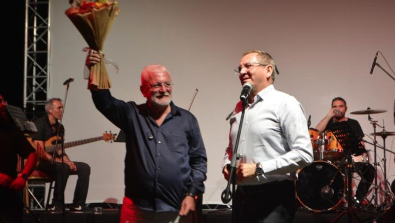 Ayvalık'ta Onur Akın Esintisi