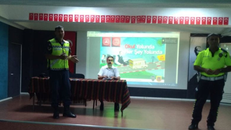 Bigadiç'te Okul Servis Şoförlerine Seminer Verildi 