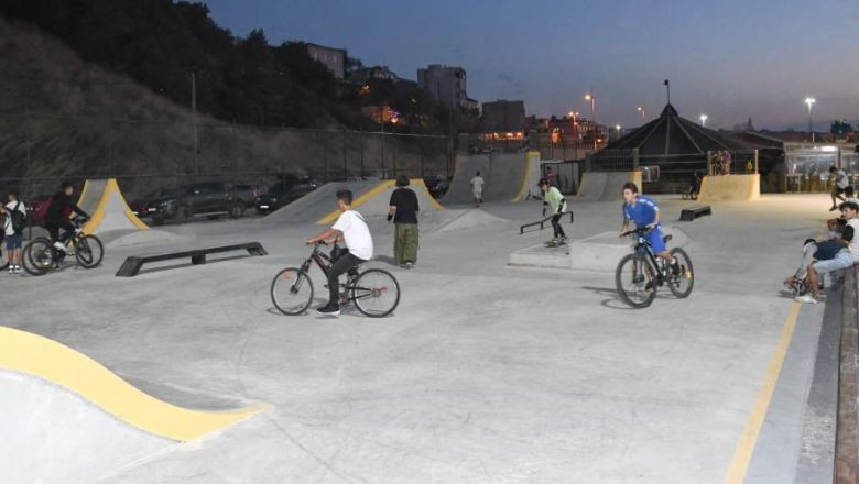 Büyükşehir'den Deniz Manzaralı Skate Park