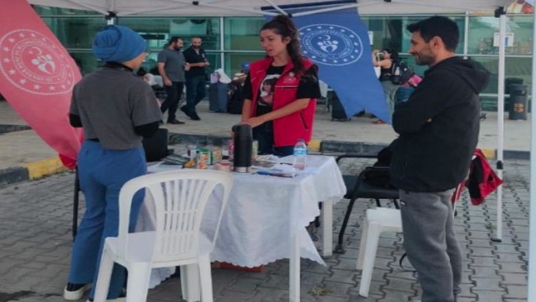 Burhaniye'de Üniversite Öğrencileri için Stant Kuruldu