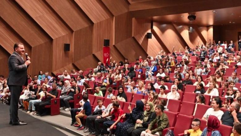 Başkan Yılmaz; “Teknolojinin öncülüğünü yapacağız”
