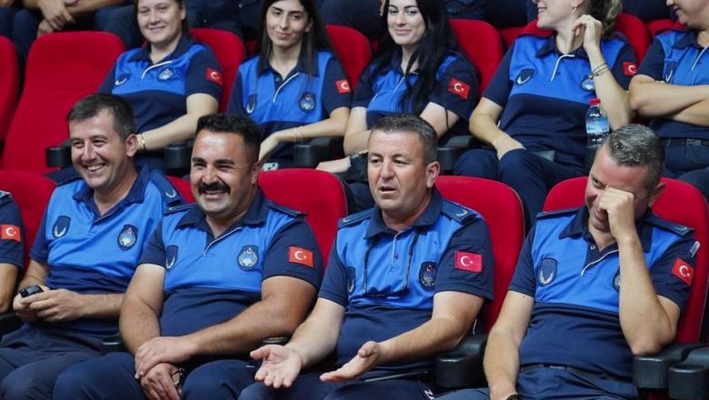 Başkan Engin Zabıtaları Unutmadı