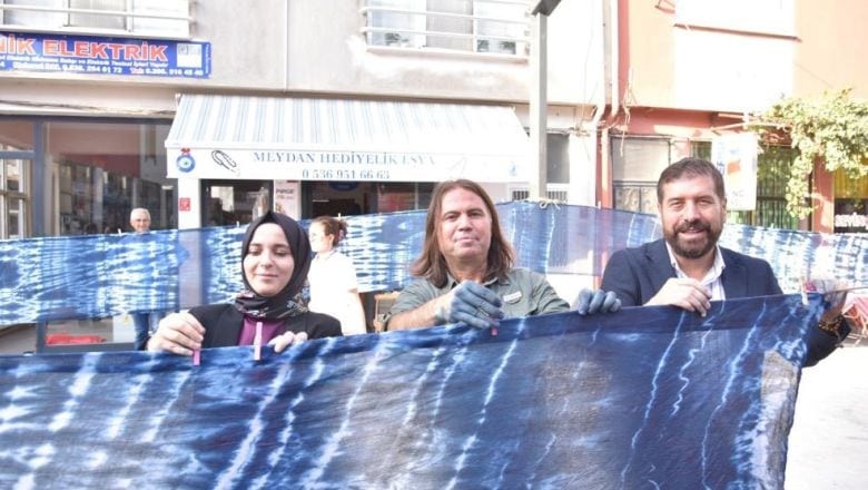 100 Metre Kumaş ile100.Yılın Renkleri