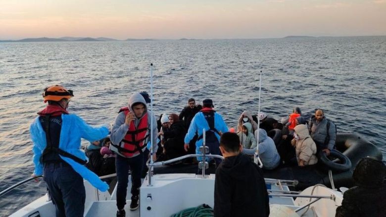 Ayvalık Açıklarında Bot Arızalandı! Sahil Güvenlik Harekete Geçti