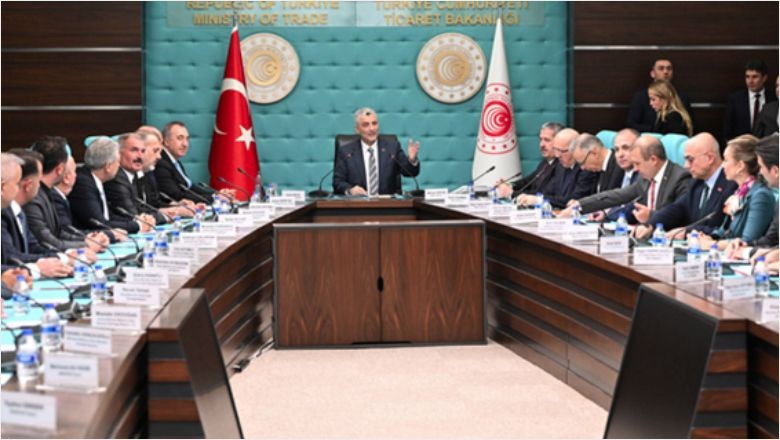 Bakan Bolat Açıklama Yaptı: "Marketlerde Büyük İndirim Kampanyası Olacak"