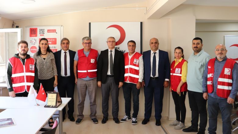 Balıkesir’de Kızılay ve Eğitim El Ele