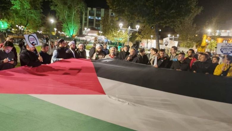 Balıkesirliler İsrail'i Protesto Etti