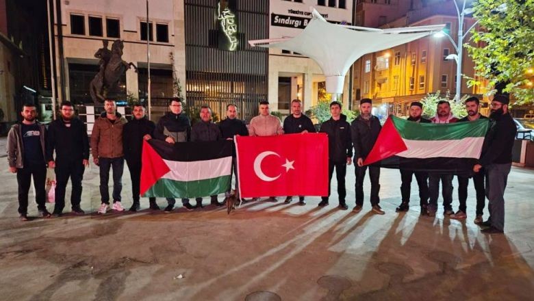 Balıkesirliler İsrail'i Protesto Etti