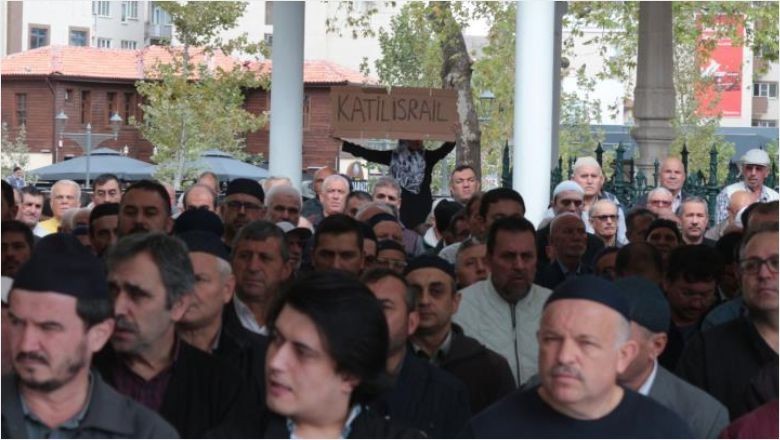 Balıkesirlilerden Filistinli Şehitler İçin Gıyabi Cenaze Namazı