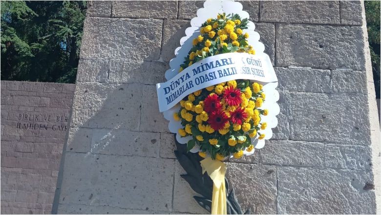 Başkan Betül Dikici "Mimarlar Günü" Temasını Paylaştı