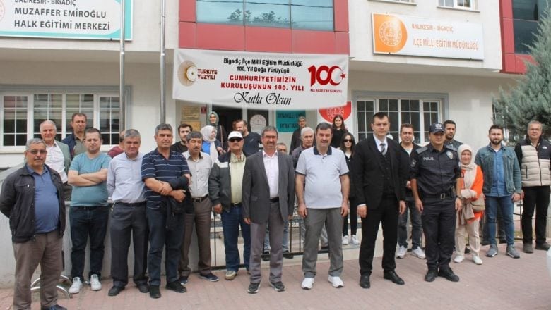 Bigadiç'te Coşkulu 100. Yıl Doğa Yürüyüşü