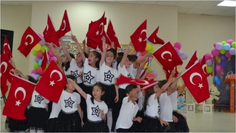 "Biz Balıkesiriz, Kuvayi Milliye'nin Öncü Kalesiyiz"