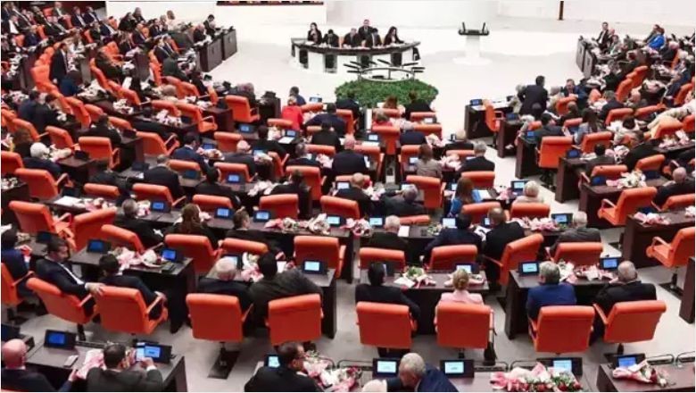 SSK ve Bağ-Kur Emeklilerinin Gözü Yeni Kararda