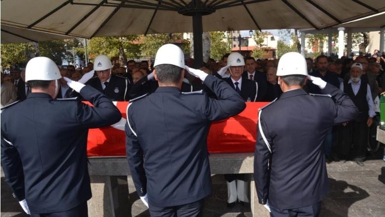 Eski Balıkesir Belediye Başkanı Son Yolculuğuna Uğurlandı