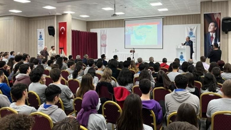 Genç Zihinler Mavi Vatan Bilinciyle Aydınlandı