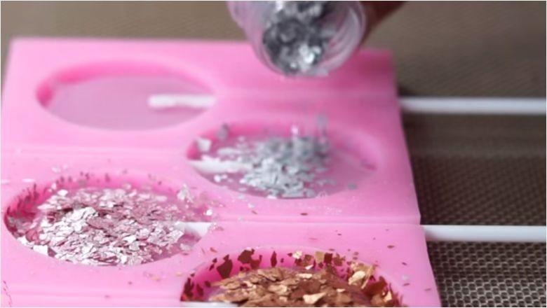 İzomalt (isomalt, Hydrogenated isomaltulose) Nedir?