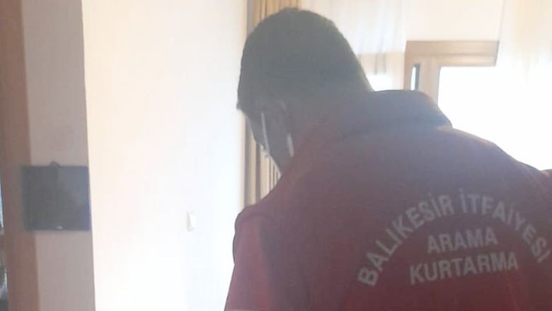 Kapıyı Açıp Girdiklerinde Dehşete Düştüler !