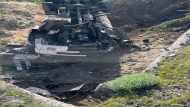 Korkunç Kaza: Kamyon Şarampole Uçtu !