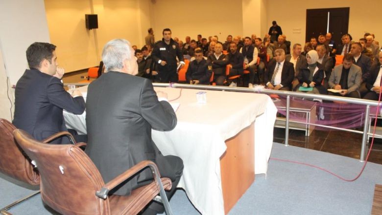 Manyaslılar Kaymakam Yeşil ile Sorunları Tartıştı