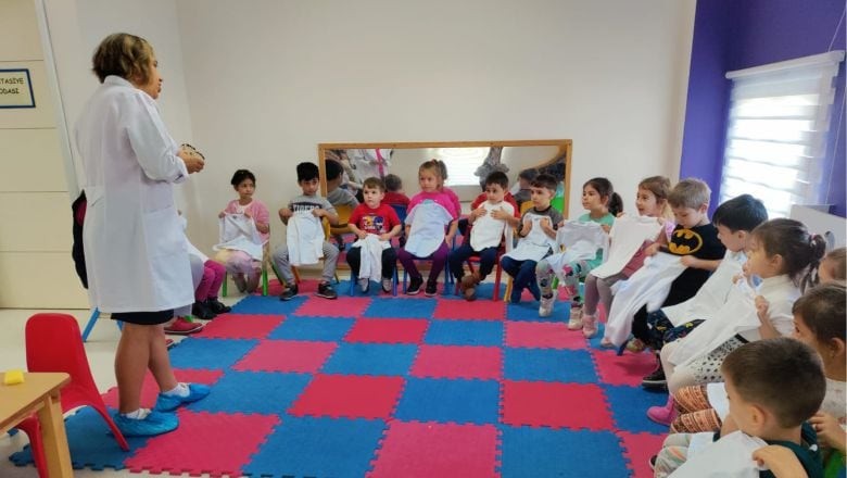 Minik Eller Geleneksel El Sanatlarıyla Geleceğe Hazırlanıyor