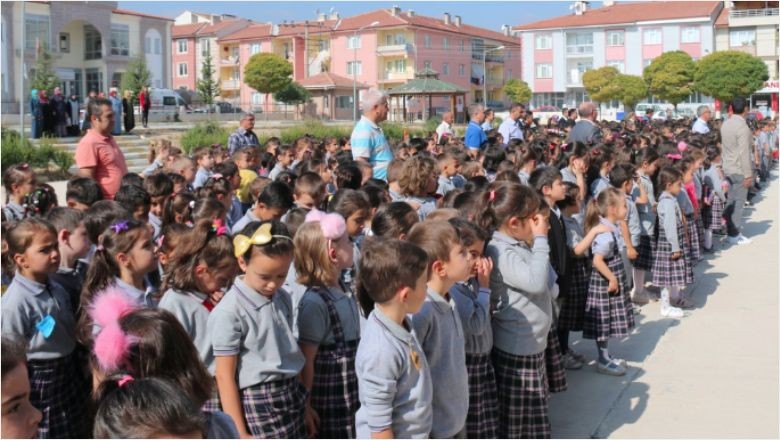 Okullarda İllere Göre Ara Tatil mi Olacak ?