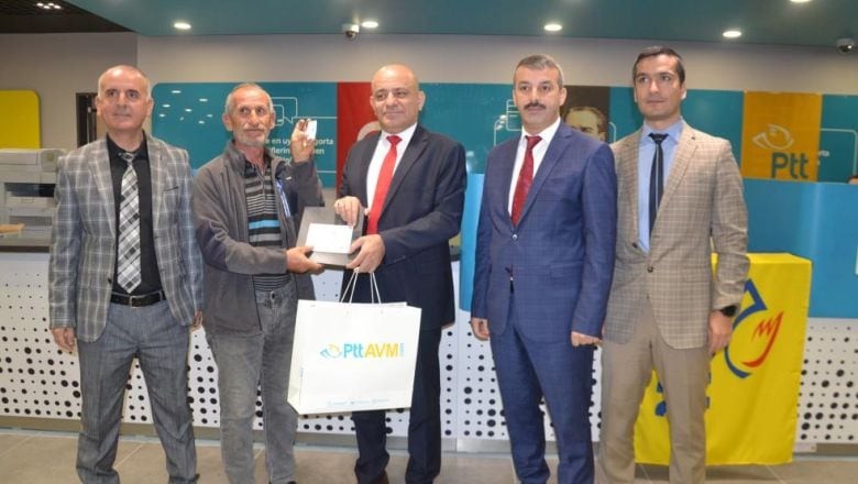 Ptt'den 183. Yıla Özel 183'üncü Müşteriye Jest
