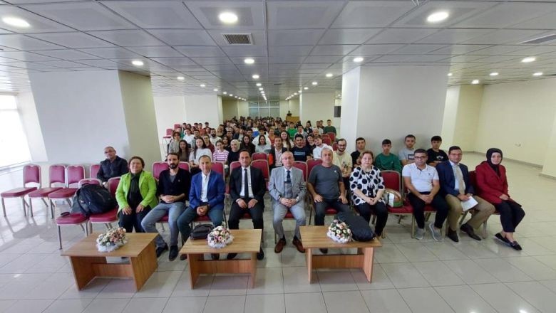 Yeni Başlangıç ! Burhaniye MYO'da Oryantasyon Etkinliği