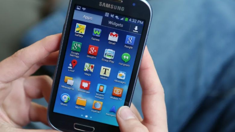 Gördüğünüz Anda Geçmişe Götüren Telefonlar