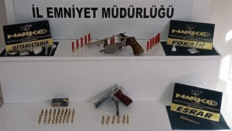 Balıkesir'de Büyük Kaçakçılık Operasyonu: 11 Tutuklama