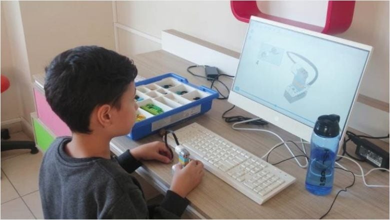 Balıkesir’de Kodlama Haftası Etkinlikleri Devam Ediyor