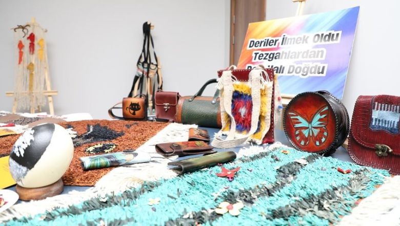 'Çocuklar Çizsin Biz Dokuyalım' Sergisi Açıldı