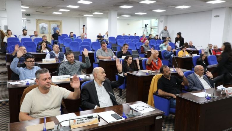 Edremit Belediye Meclisi'nde 44 Gündem Maddesi