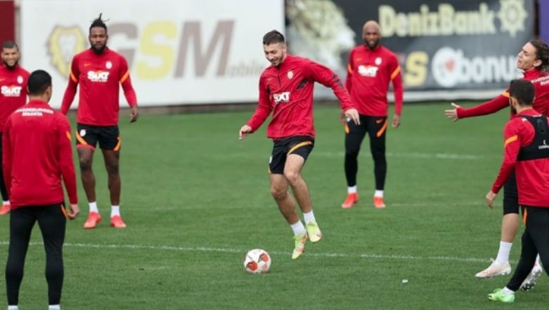 Galatasaray Hazırlık Maçlarını Sürdürüyor