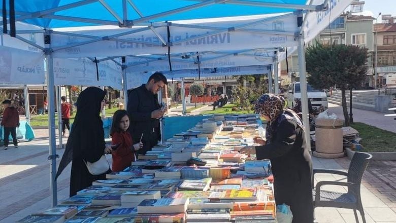 İvrindi Belediyesi Kitap Günleri Etkinliği Başladı